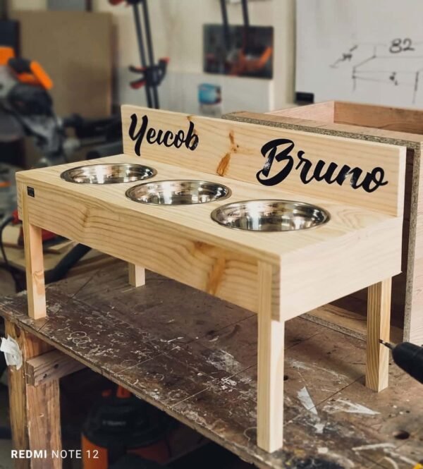 Comedor-perros-personalizado